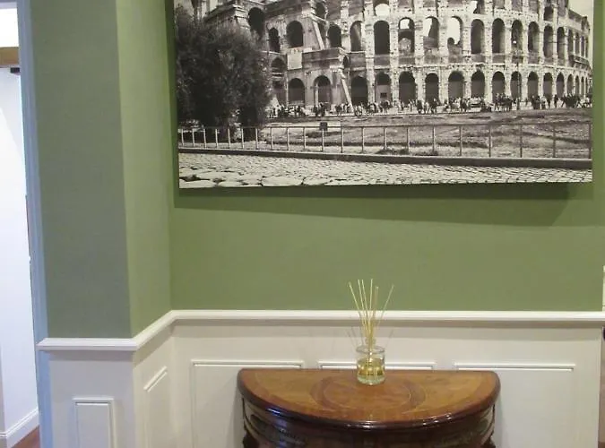 Imperial Forum Relais